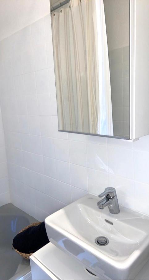 Gemutliches Zimmer Im Innenhof Jois Bagian luar foto
